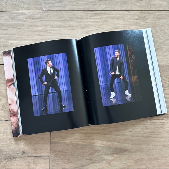 Justin Timberlake’s Book: Hindsight - Barnes & Noble Exclusive Edition - Picture 6 of 6